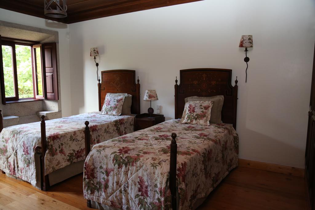 Quinta Dos Castanheiros Bed And Breakfast Ponte de Lima Camera foto