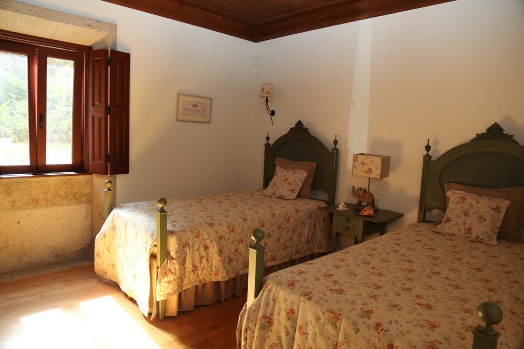 Quinta Dos Castanheiros Bed And Breakfast Ponte de Lima Camera foto